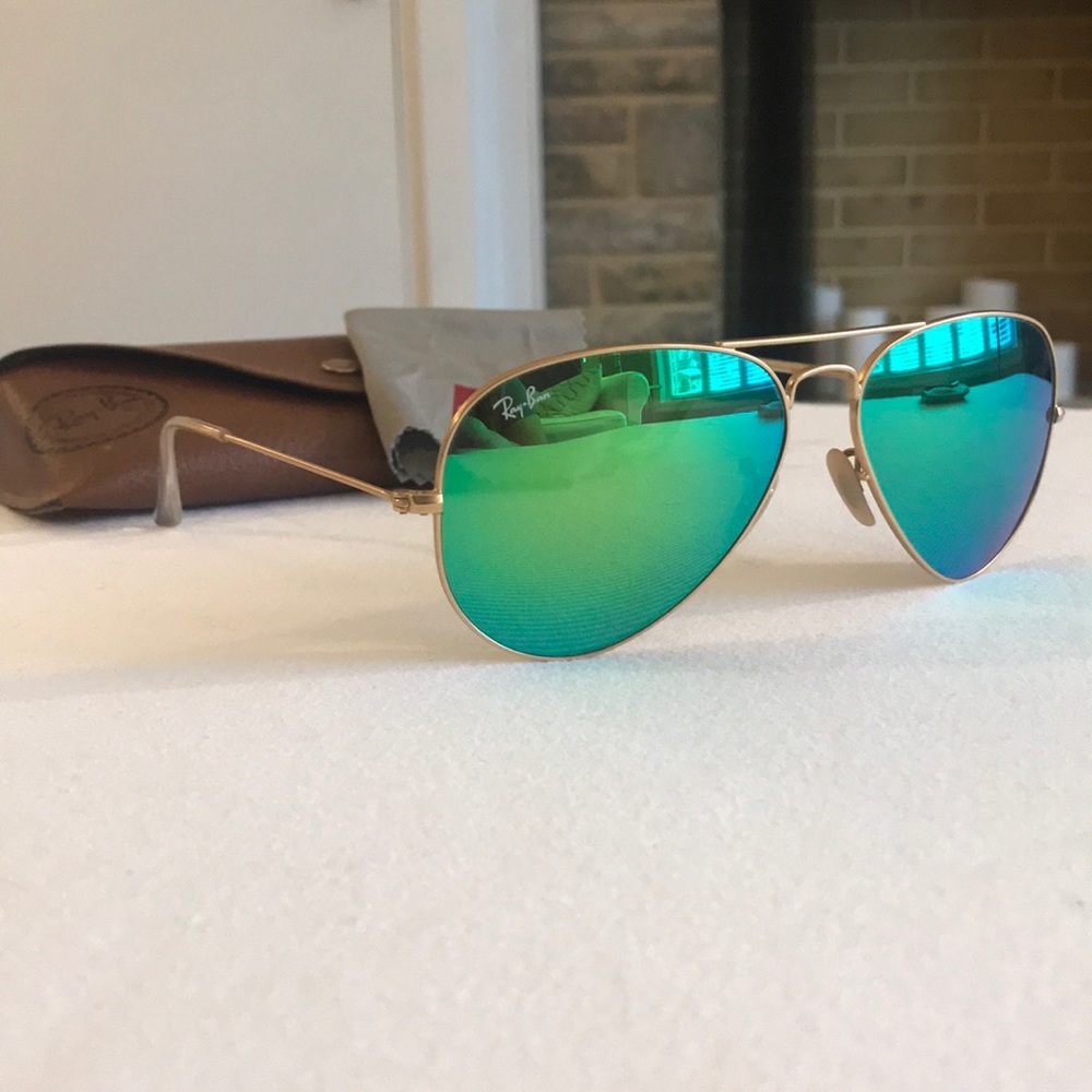 Ray-Ban Aviator Sunglasses
